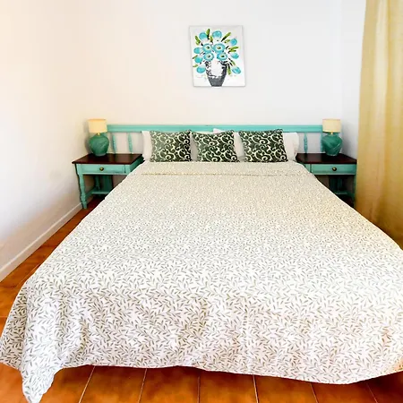 Apartament Excelent Location 5 Min To The